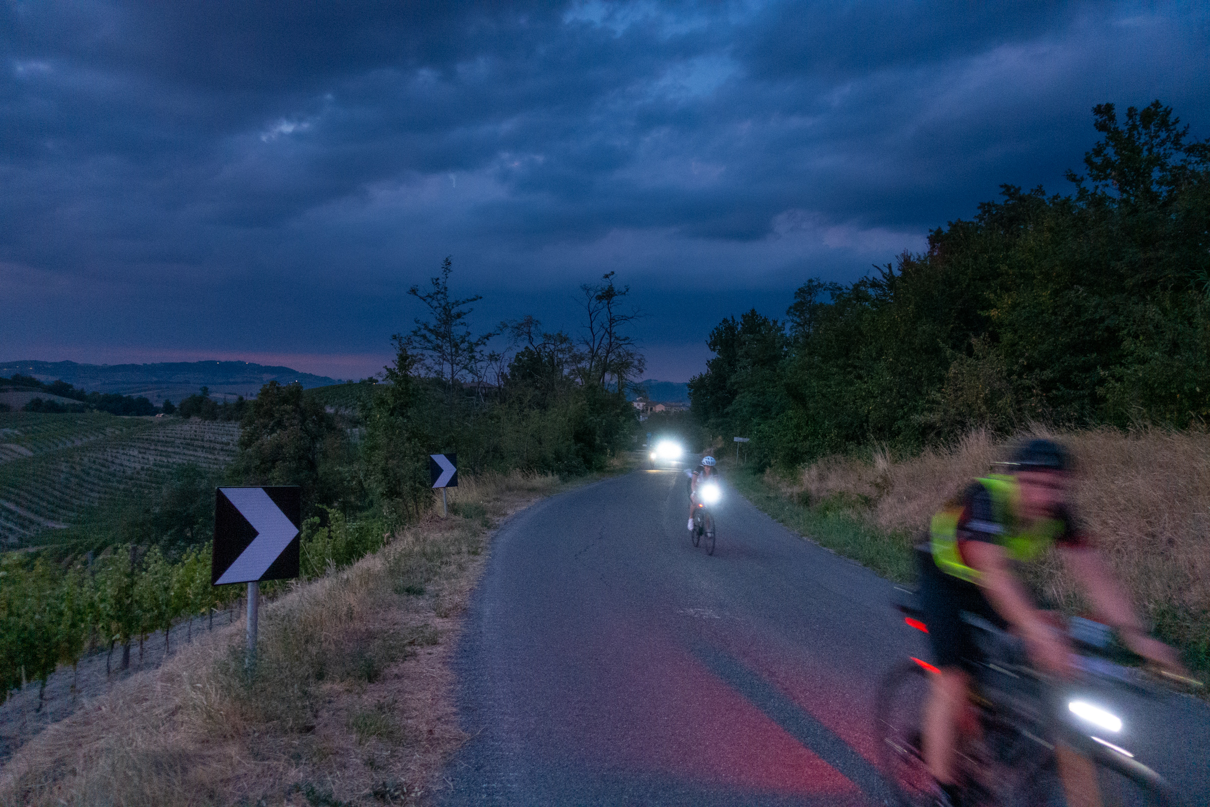 It got dark before we arrived at CP 1